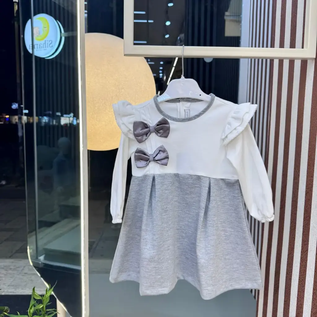 Fustan me fjongo gri