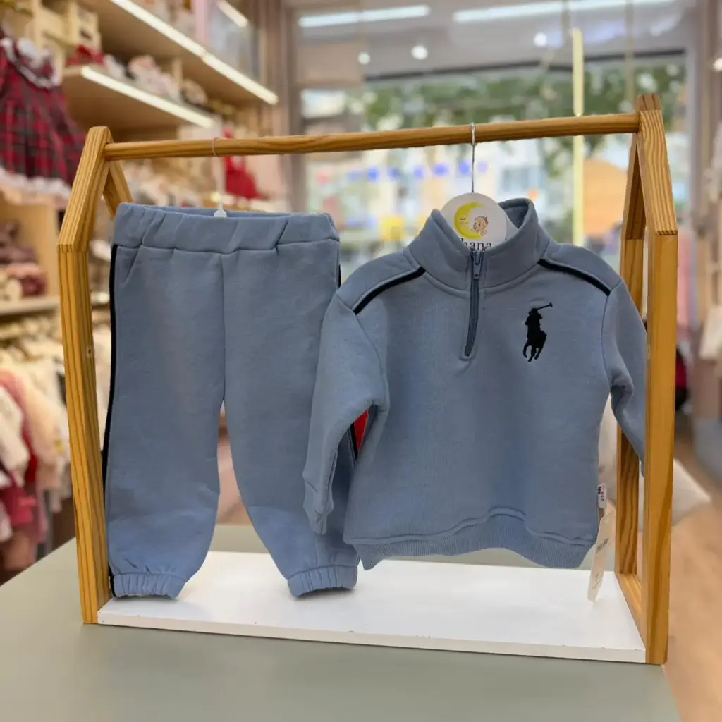 Kostum sportiv Uspa gri zinxhir