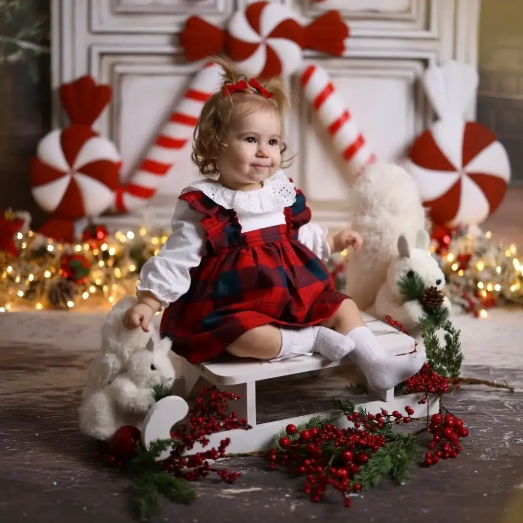 Fustan i kuq klasik (6-9 muaj)