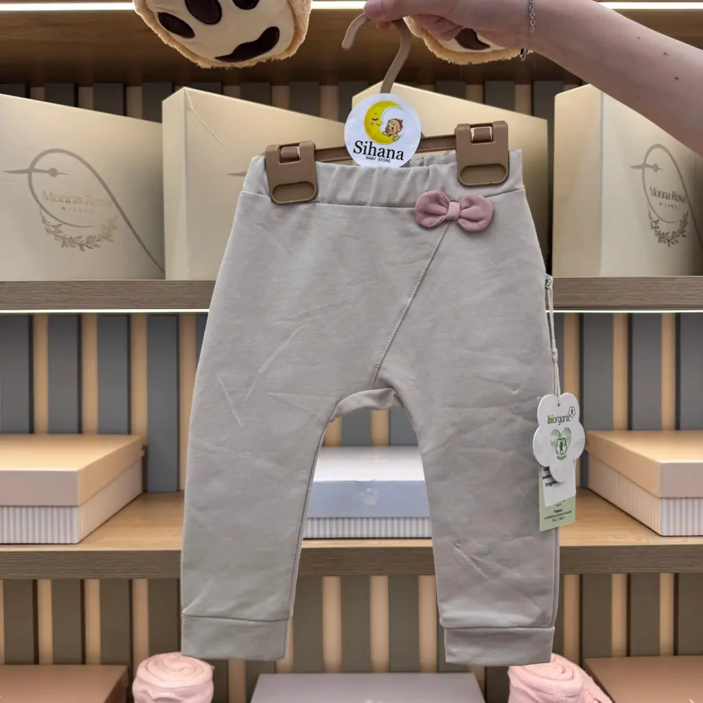 Tuta per vajza me fjongo