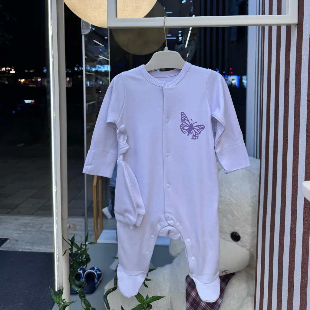 Tutine lejla me flutur me kapuc