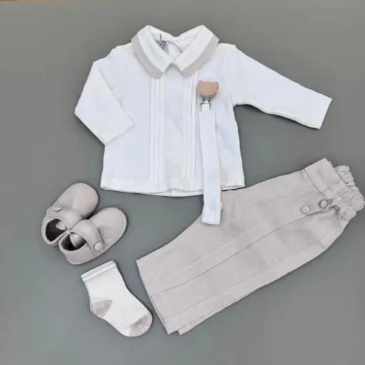 Set outfiti lino neutrale
